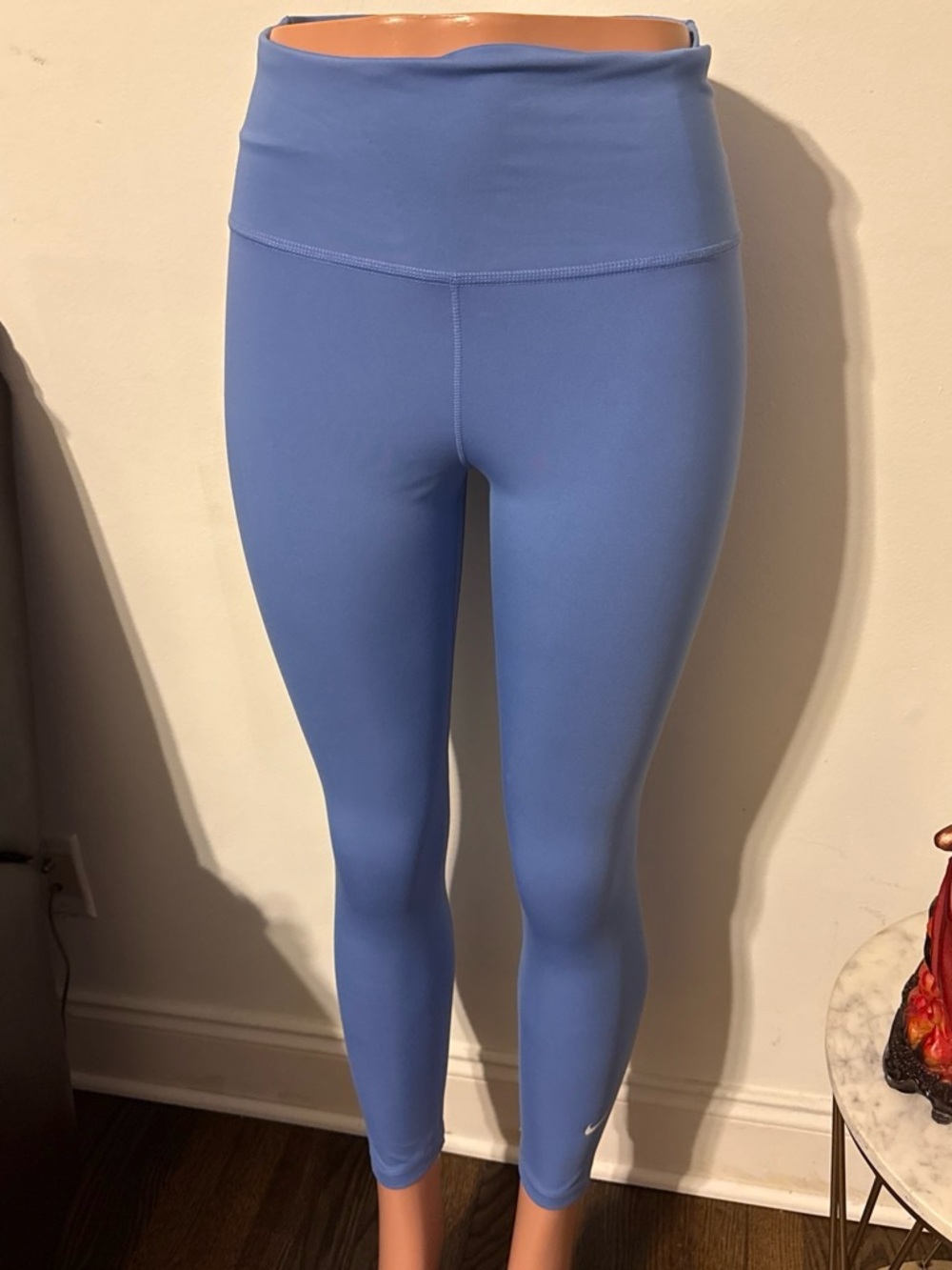 Nike High-Rise Leggings in Periwinkle Blue